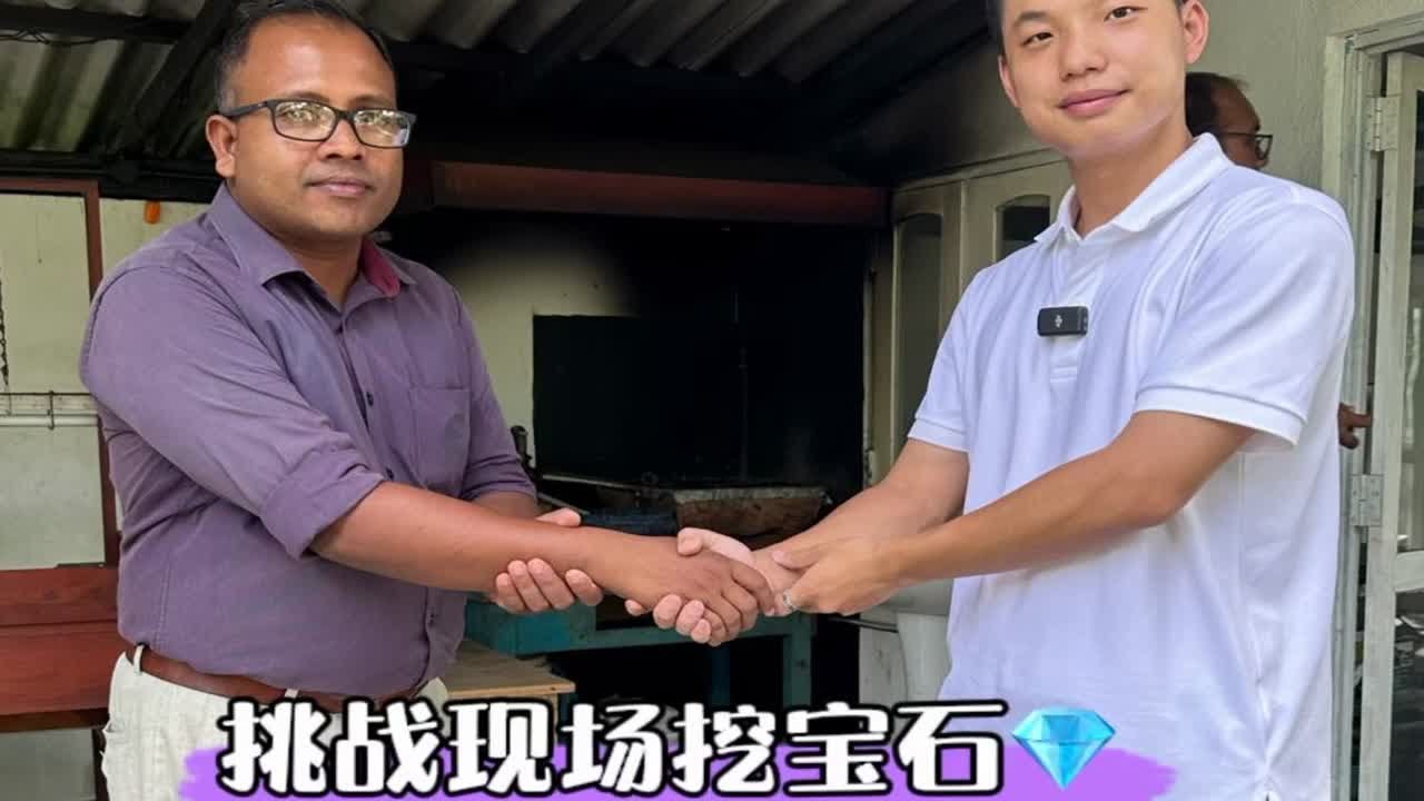 带你深入斯里兰卡矿区开采宝石，小伙子冒险在20米深的矿井寻找宝石！