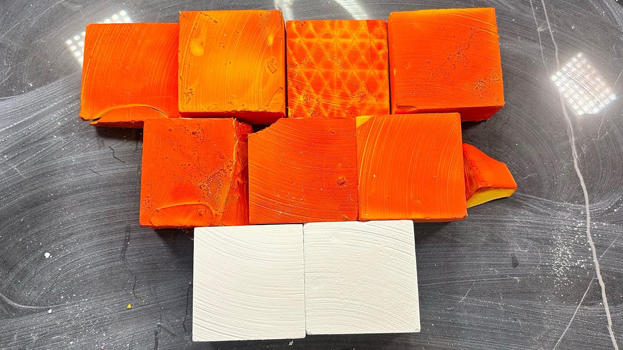 Dyed Intense Yellow Gym Chalk & Plain Gym Chalk ASMR