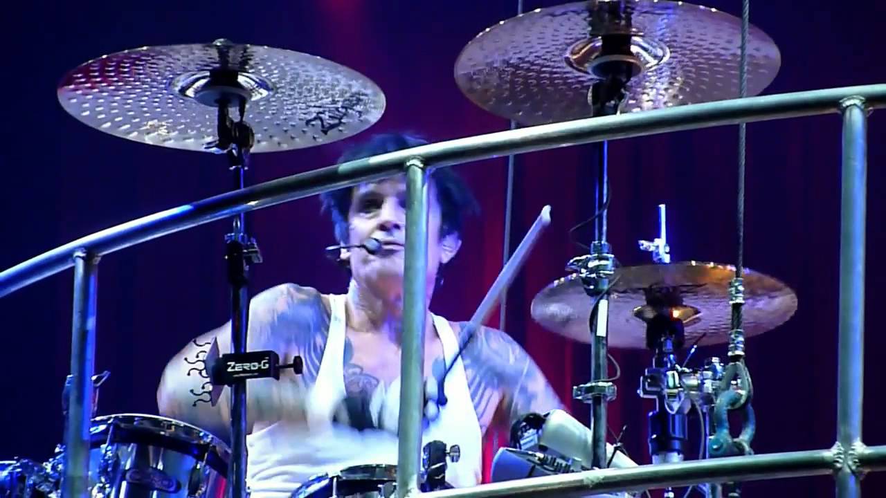 Motley Crue - Without You LIVE Las Vegas 02-19-2012