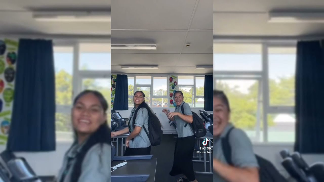 POLY TIKTOK 2022 PART 1 *NEW*