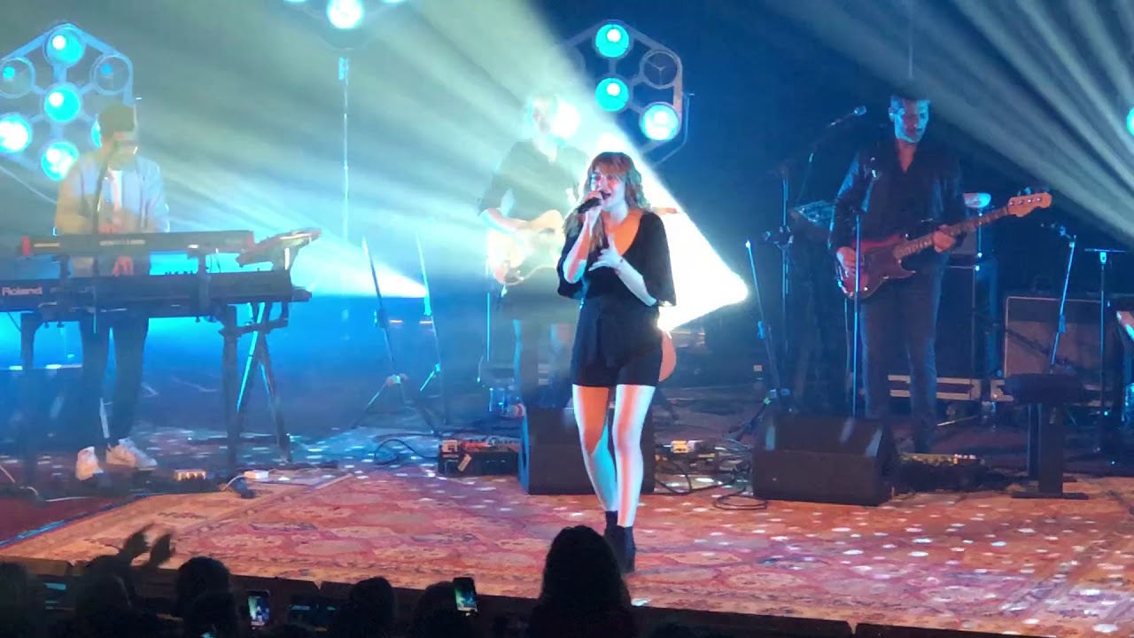 Louane - Live Le Trianon 20180305  - Midi sur novembre