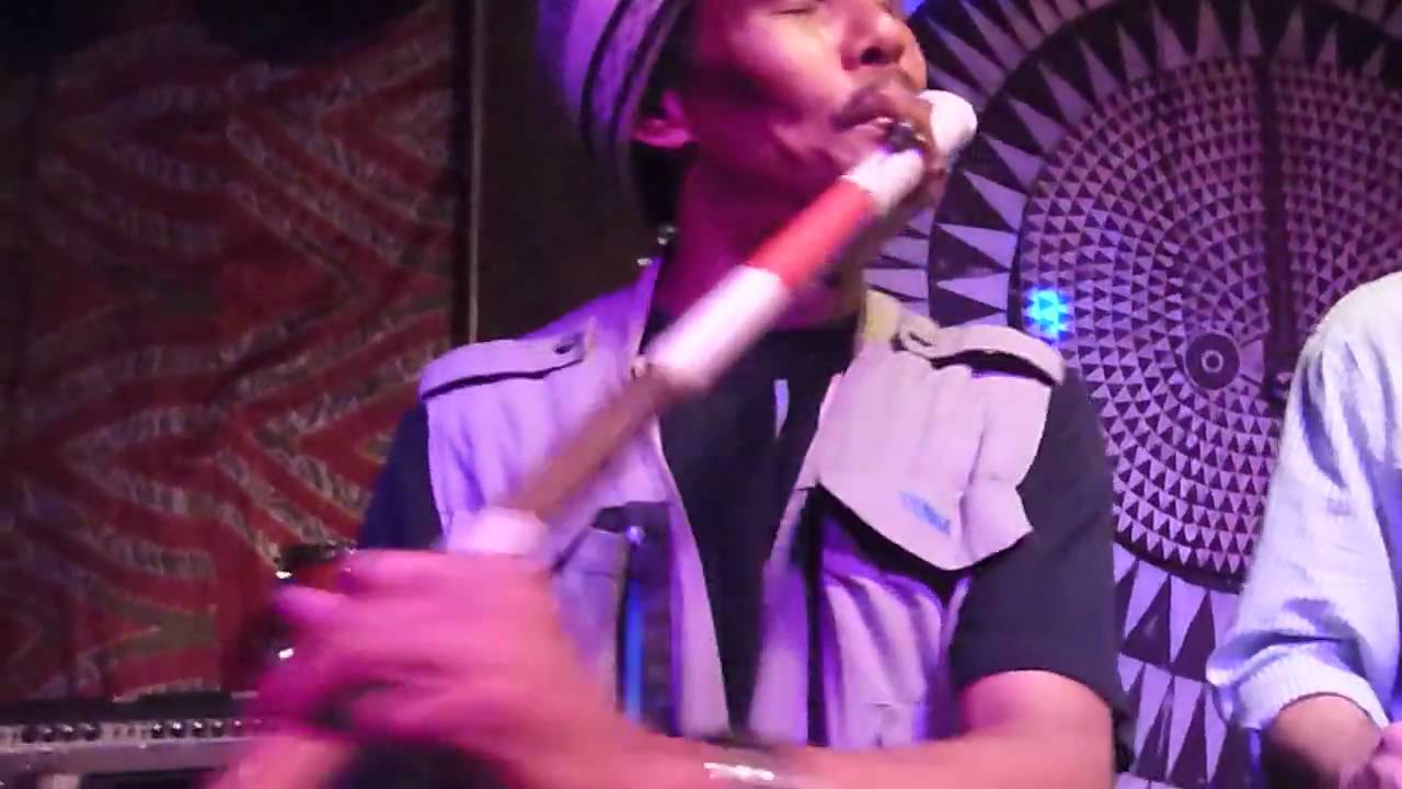 Bailo & Sylvain at Shrine #1