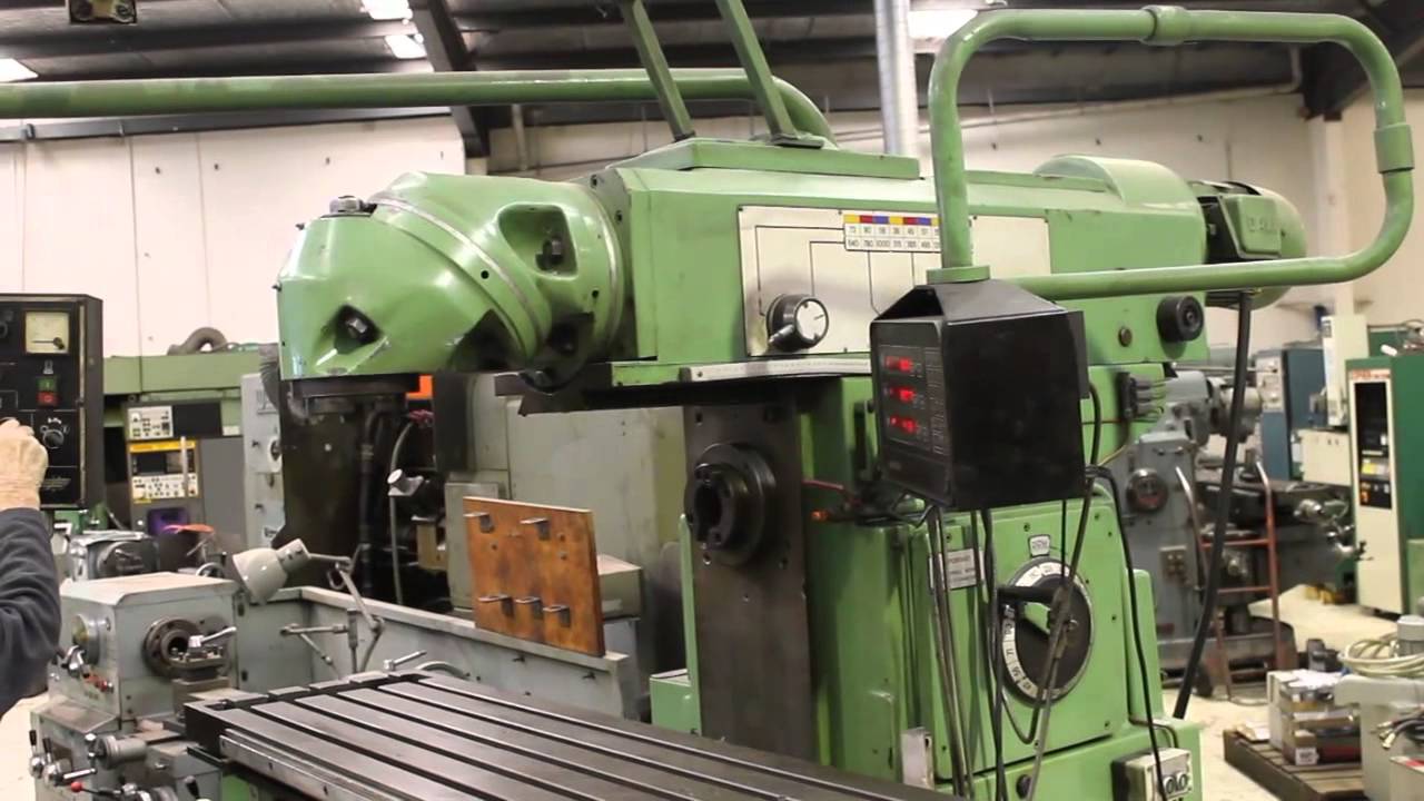 Lagun FCM1600 universal milling machine at www.newmac.com.au (SOLD)