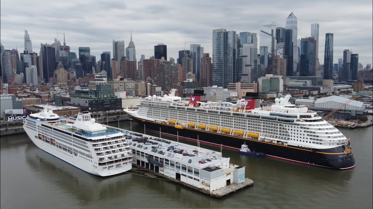 Manhattan Cruise Terminal - 📍711 12th Ave, New York, NY 10019