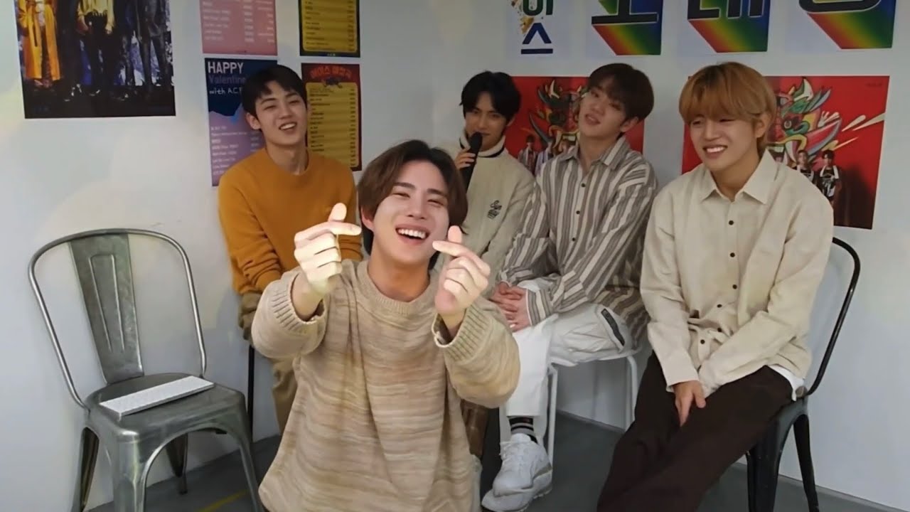Karaoke 🎤 Valentine’s Day 💕 A.C.E vlive 2021.02.14 에이스