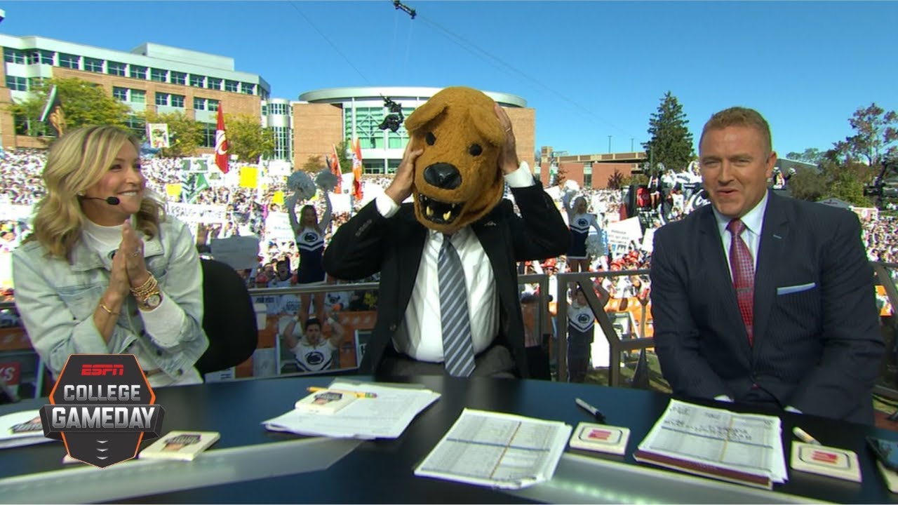 Lee Corso’s headgear pick for Michigan vs. Penn State with Lara Spencer | College GameDay
