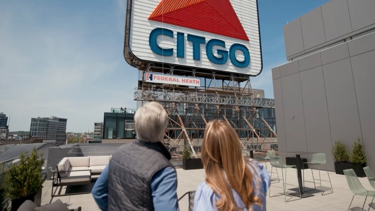 BILLY COSTA & JENNY JOHNSON EXPLORE FENWAY/KENMORE