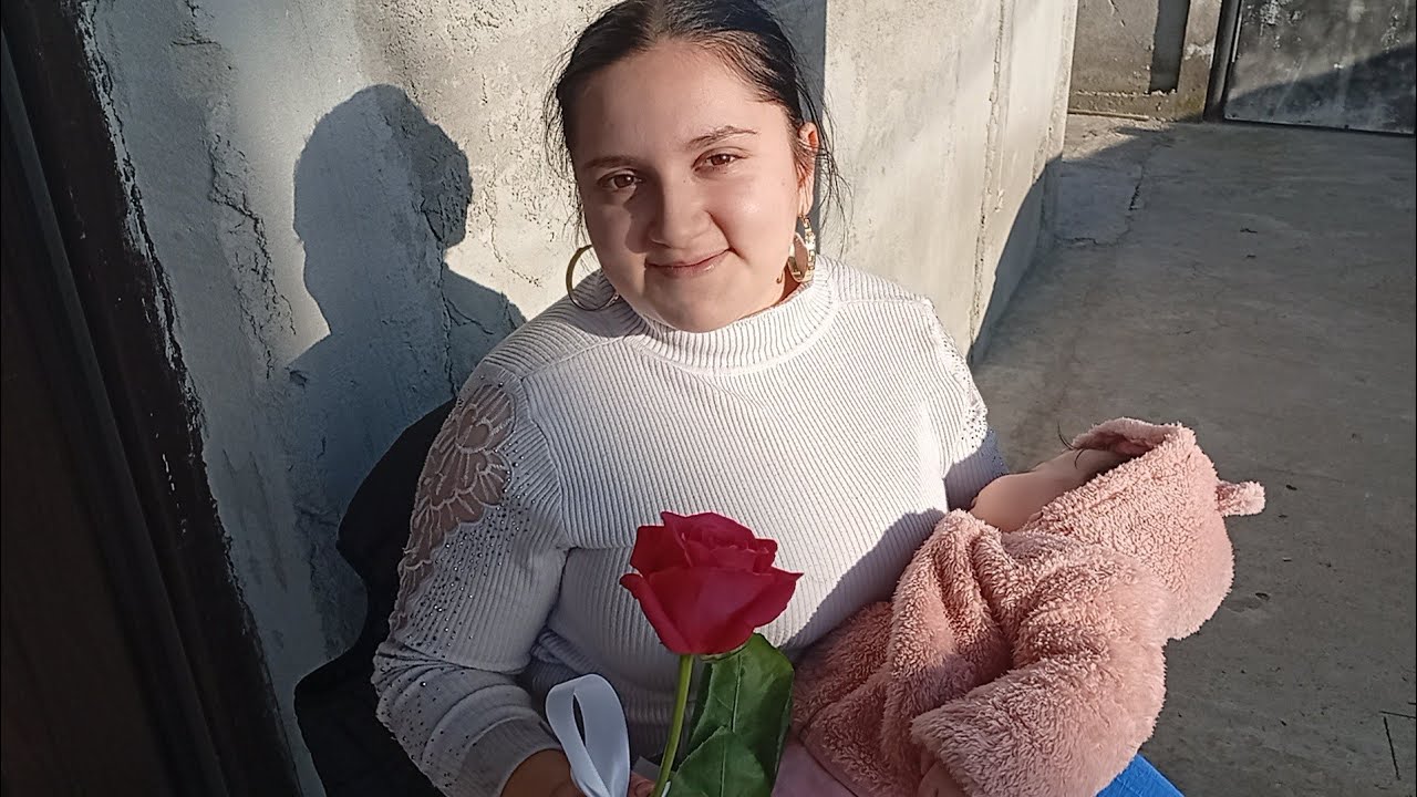 Vă doresc o primăvară frumoasă și călduroasă. Ce cadou ia făcut fanelut lu Larisa ⁉️