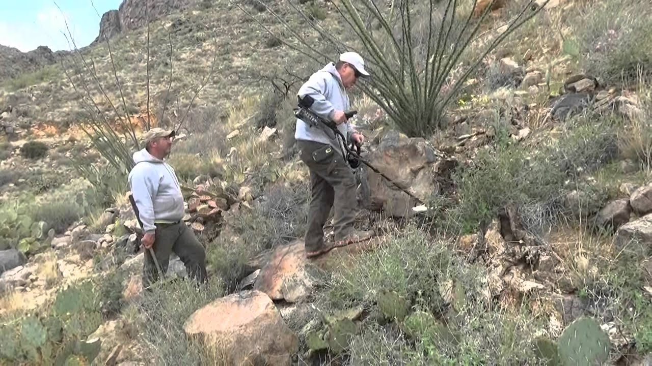 Poking around Rich Hill, Stanton Arizona, an AMRA video
