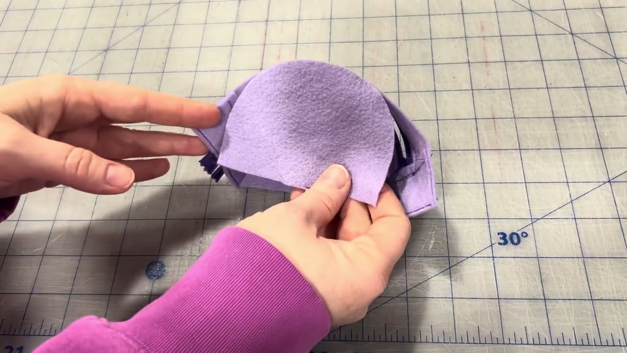 How to Sew a Mini Zipper Pouch Keychain | Felt Sewing Tutorial
