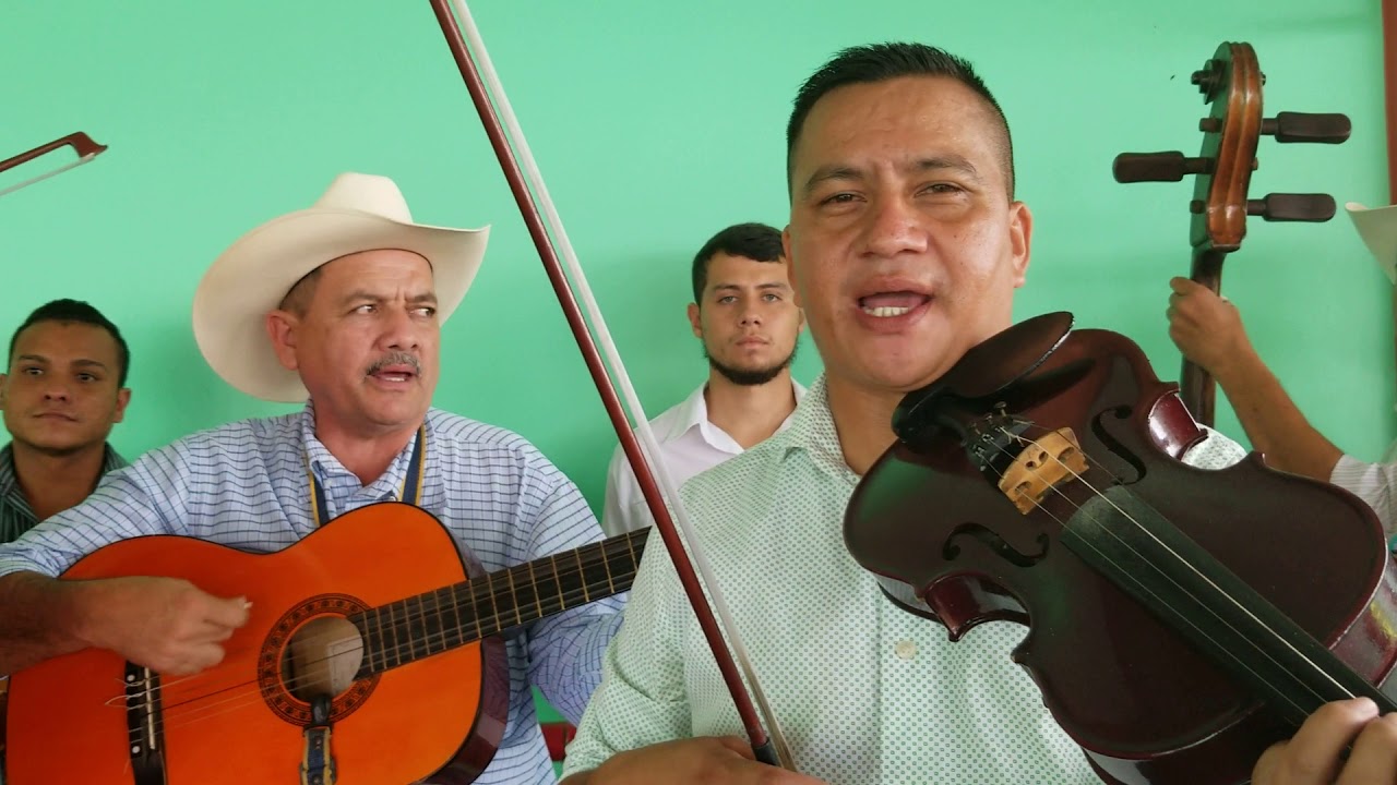 La Mesera' Conjunto Familias Unidas, Honduras
