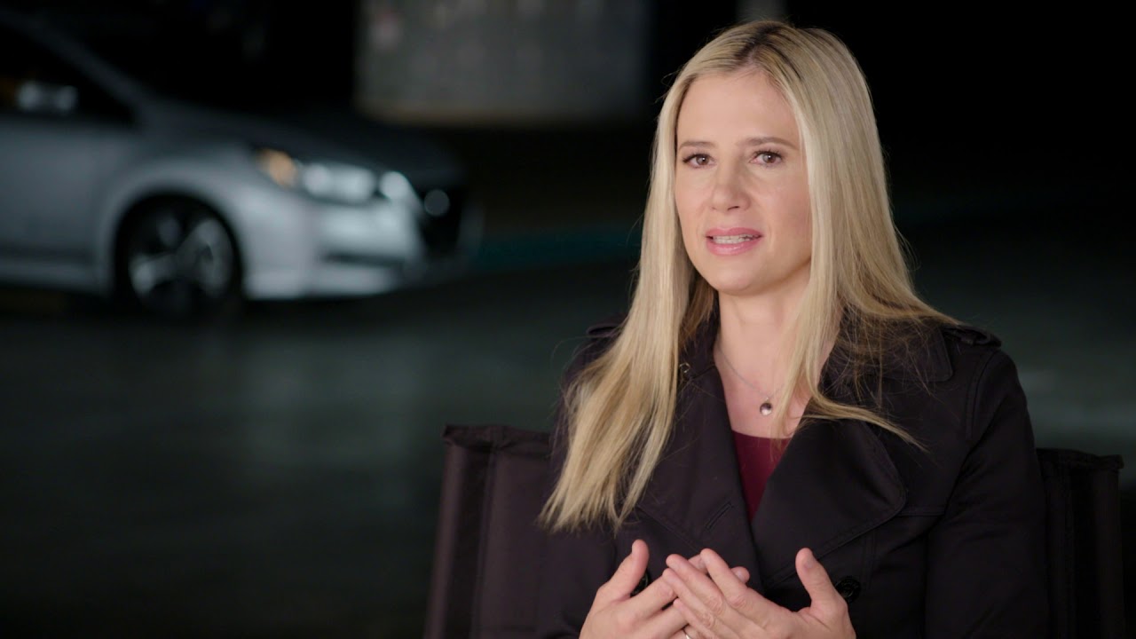 Stuber - Itw Mira Sorvino (official video)