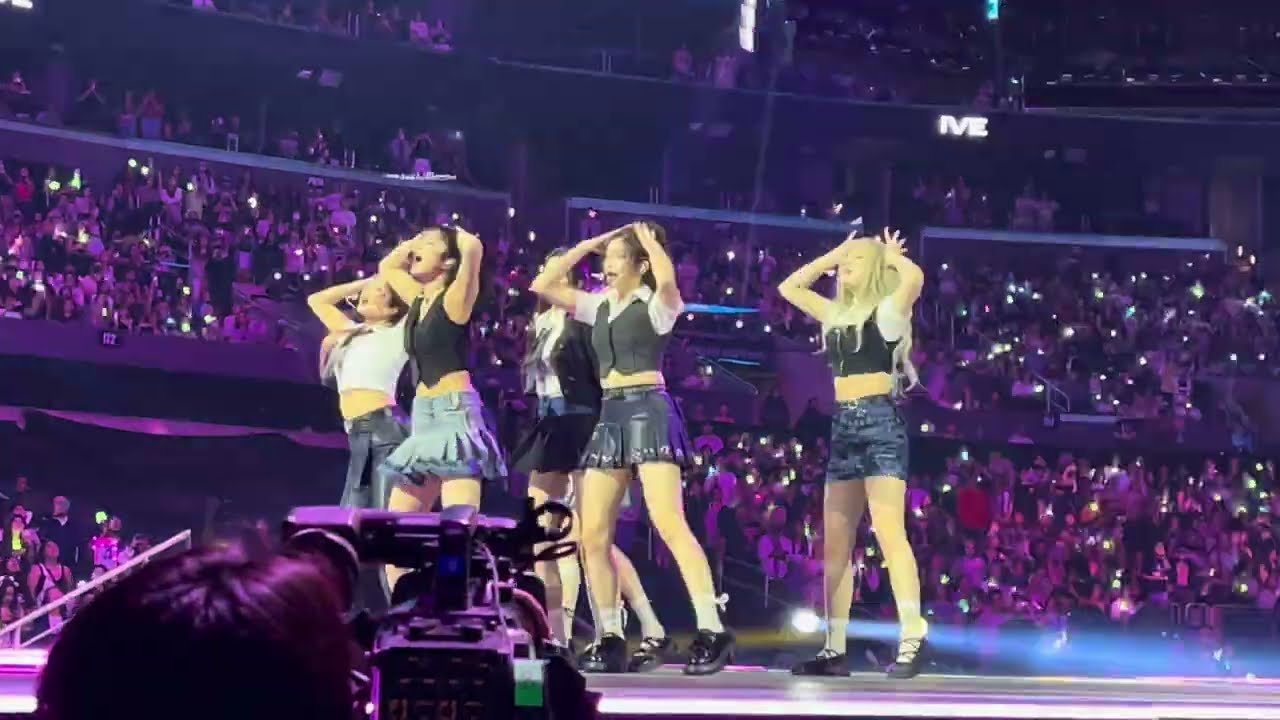 230818 IVE (아이브) - Kitsch KCON LA 2023 Day 1