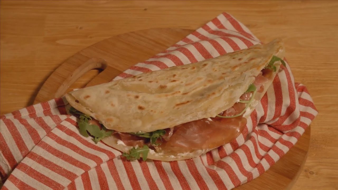 Crescia Sfogliata | NEL FORNO DI CASA TUA | #incucina con Fulvio Marino