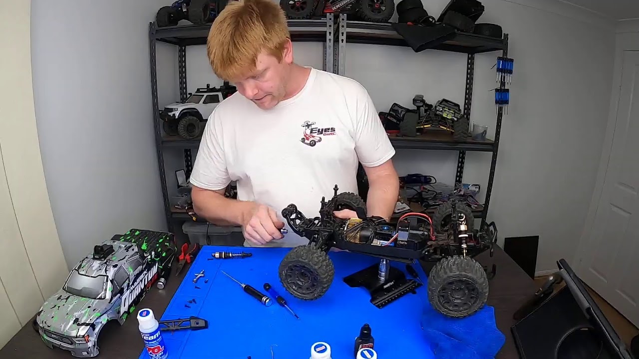 Maverick Quantum - rear diff access and wrenching