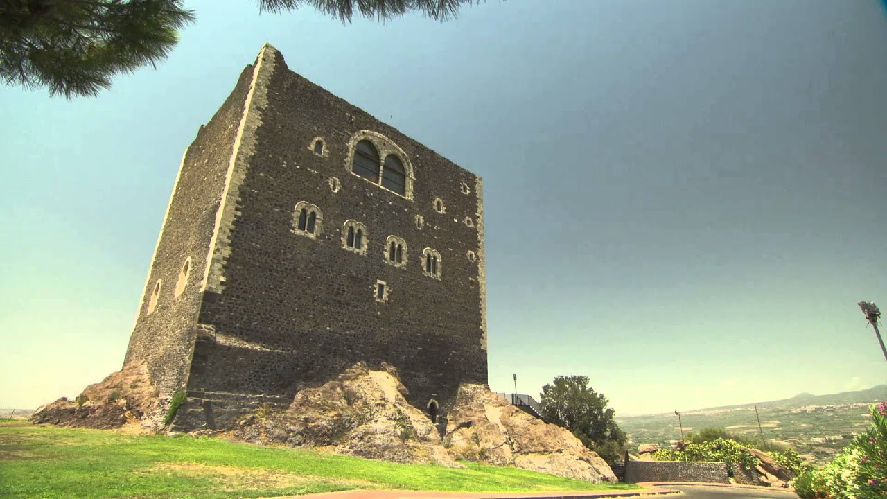 Paternò - Collina e castello