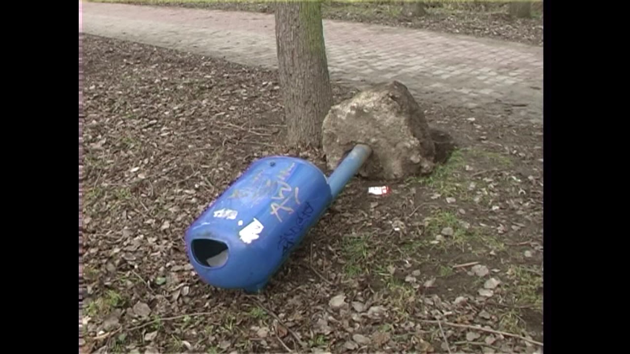 Kralupy TV: Na Budečské stezce řádili vandalové (22. 2. 2007)