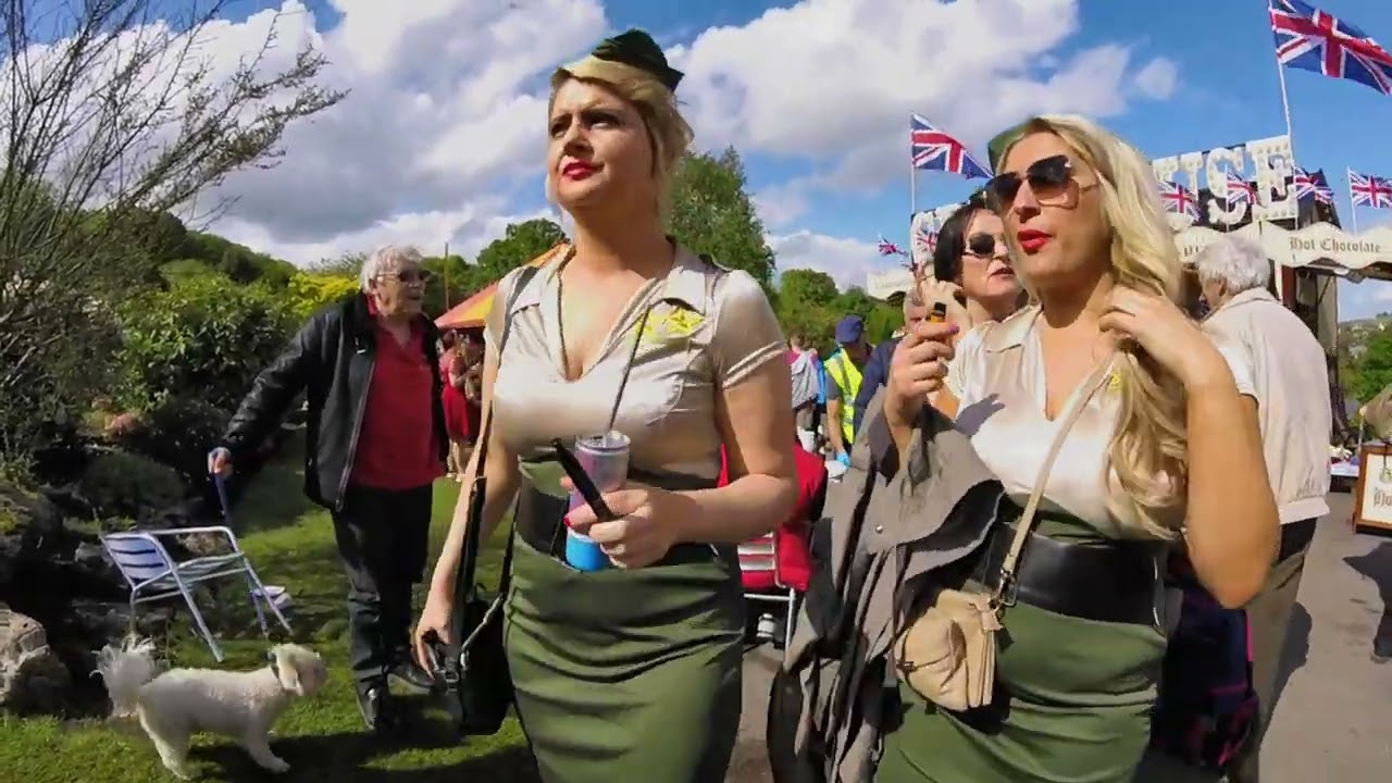 Haworth 40's Weekend, May 2022. Wartime music, dance and fashions.Yorkshire fun time! In HD, Vid 2/2