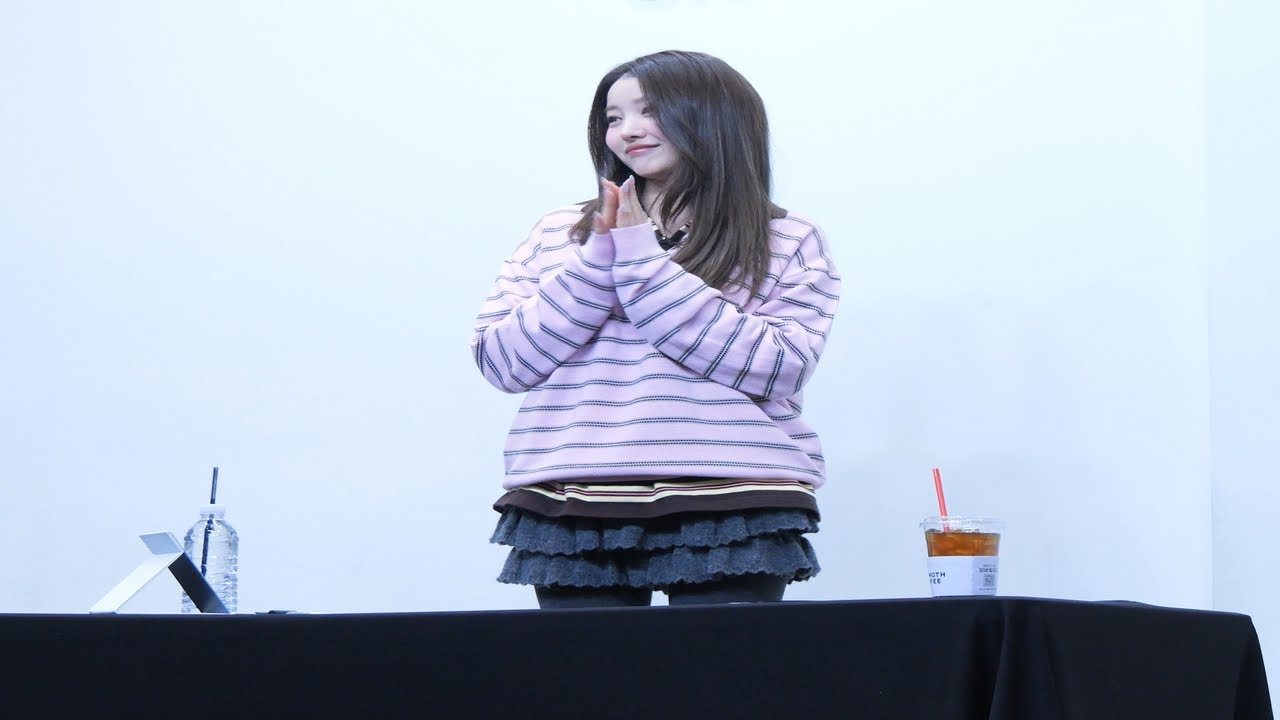 [4K 60P] 260124 김소원(KIM SO WON) 2026 시즌그리팅(SEASON’S GREETINGS) 팬사인회 직캠(Fancam) - 1