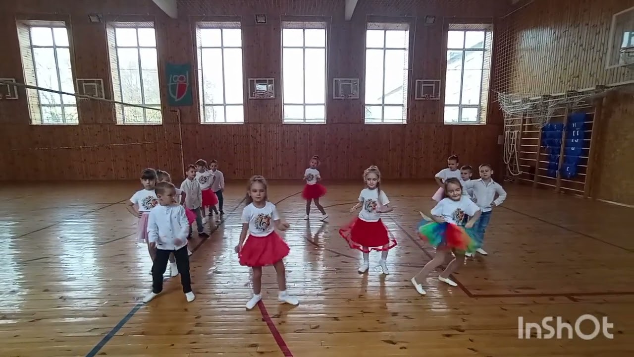 Молодша група танцювального колективу Гармонія - 