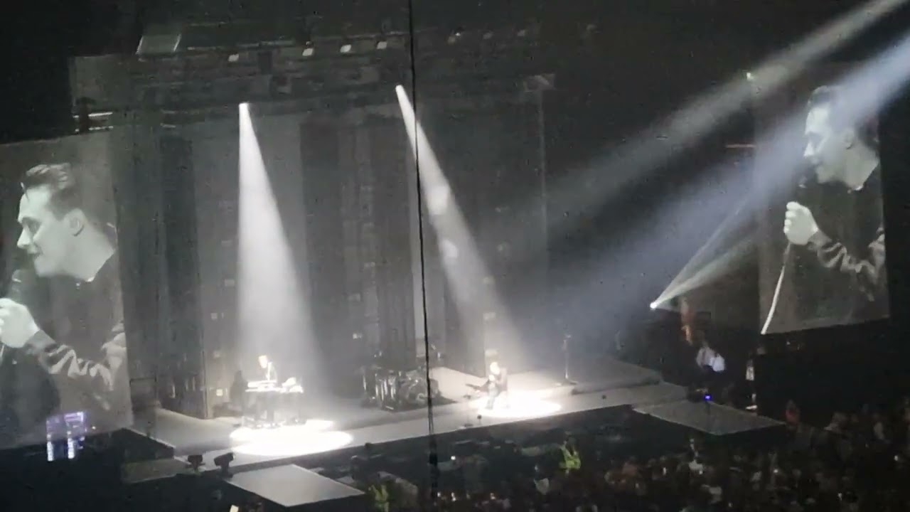 KUUMAA - Intro/Tarkotin Sua/Kolme Toivetta (Live @Nokia Arena, Tampere 22.11.2024)