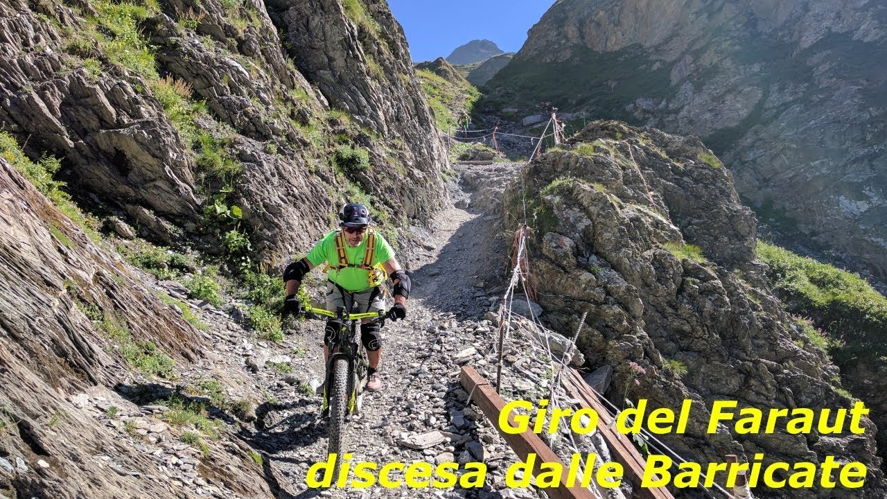 Giro del Faraut - Discesa dalle Barricate