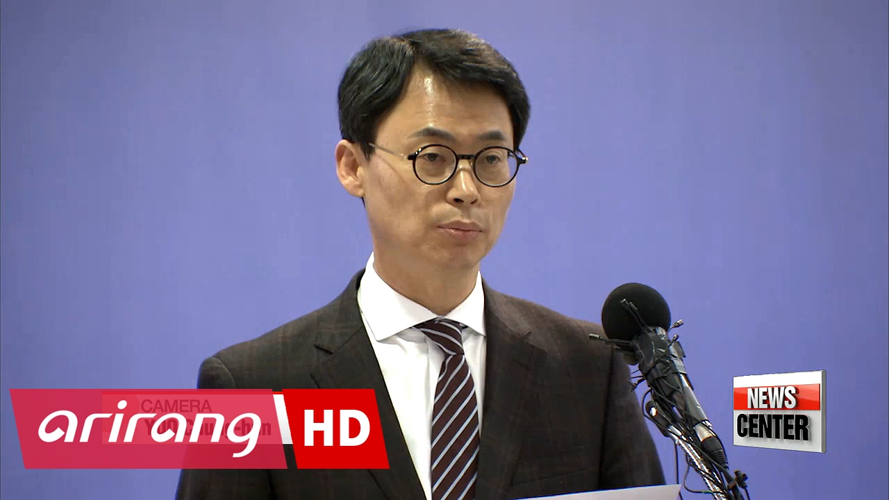 Independent counsel questions Samsung chief again over bribery allegations