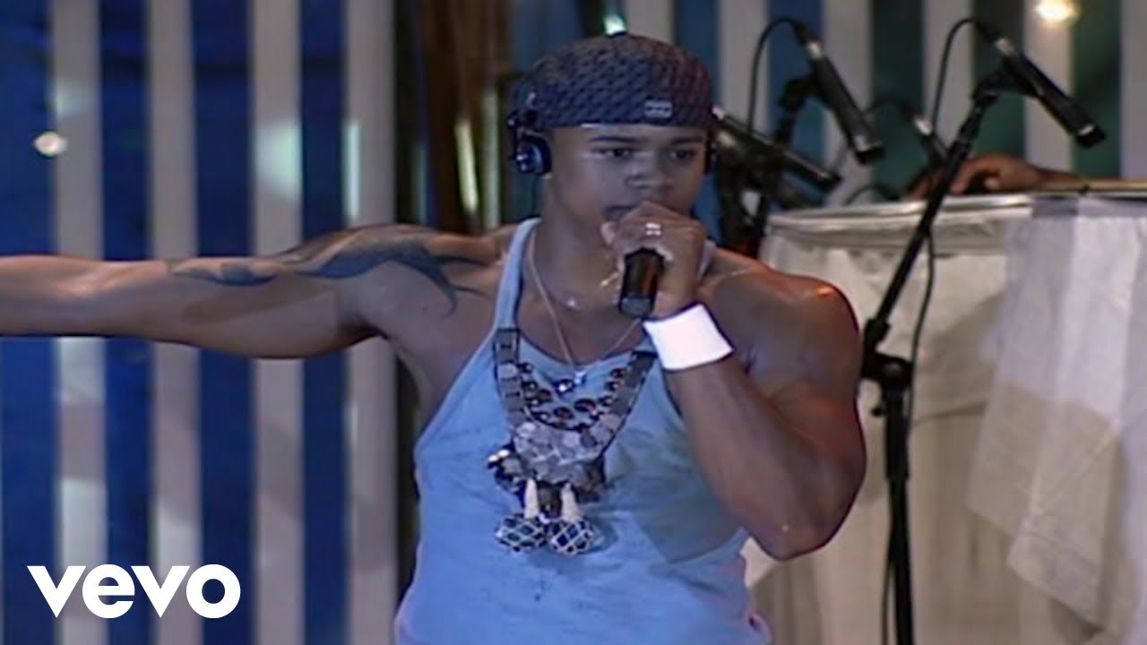 Parangolé - Mamoeiro (Ao Vivo)