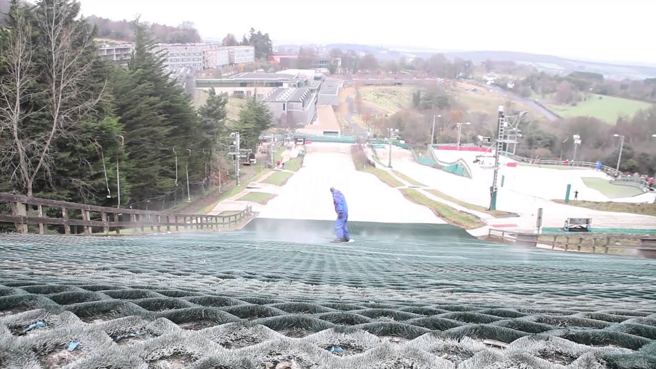 Snowboard at the Ski Club of Ireland, Kilternan
