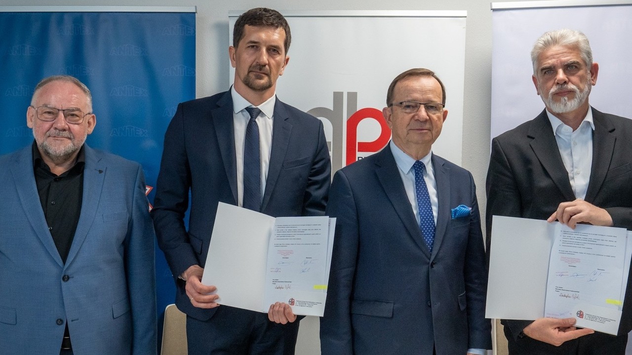 Konferencja prasowa dotycząca realizacji obwodnicy Tyczyna