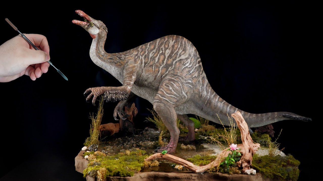 Sculpting realistic Deinocheirus diorama with airdry clay