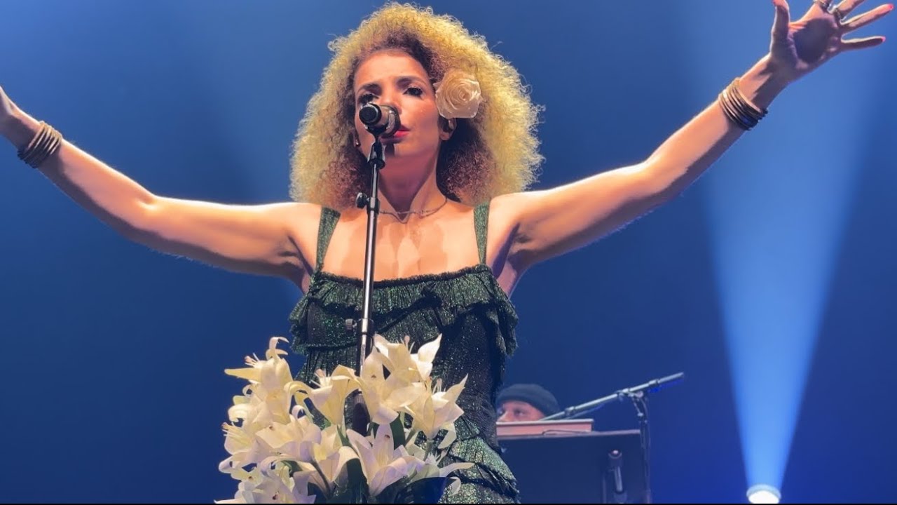 Vanessa da Mata - Emoriô - (Ao Vivo em Luxemburgo) 4K 23/04/25