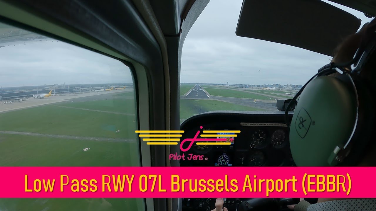 Low Pass RWY 07L Brussels Airport (EBBR) with ATC