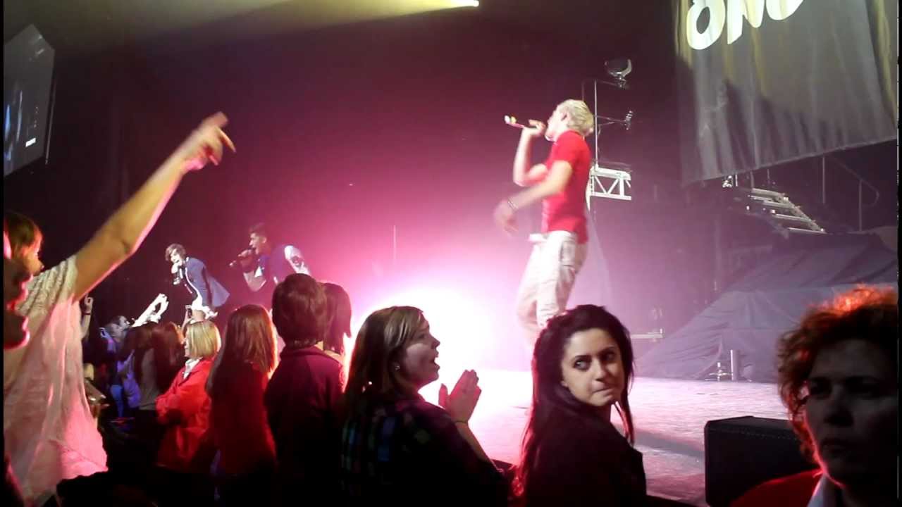 One Direction- Up All Night (Chicago)
