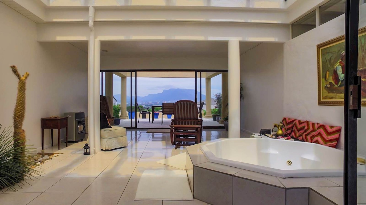 4 Bedroom House for sale in Western Cape | Cape Town | Parow | Plattekloof |