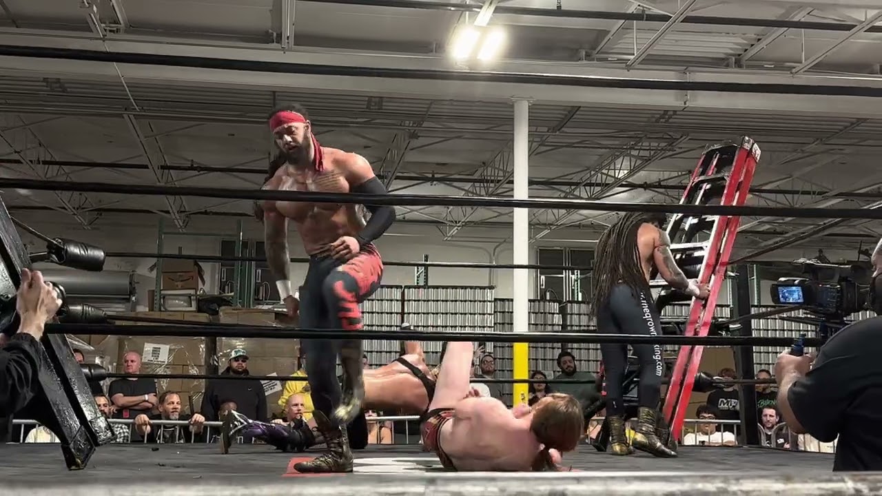 The Qrown vs Elevated Status Ladders Match CCW 2/4/23