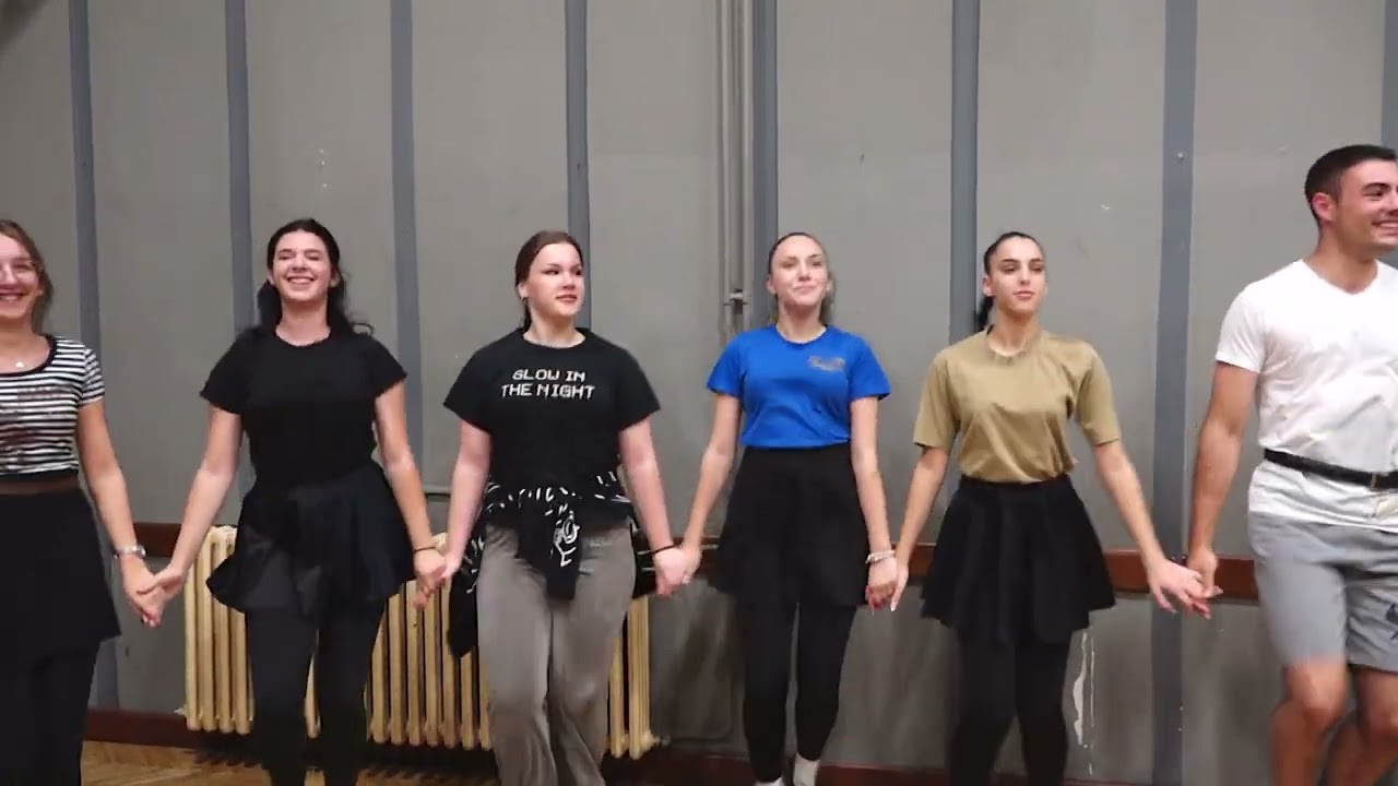 Prvi folklorni ansambl JU 