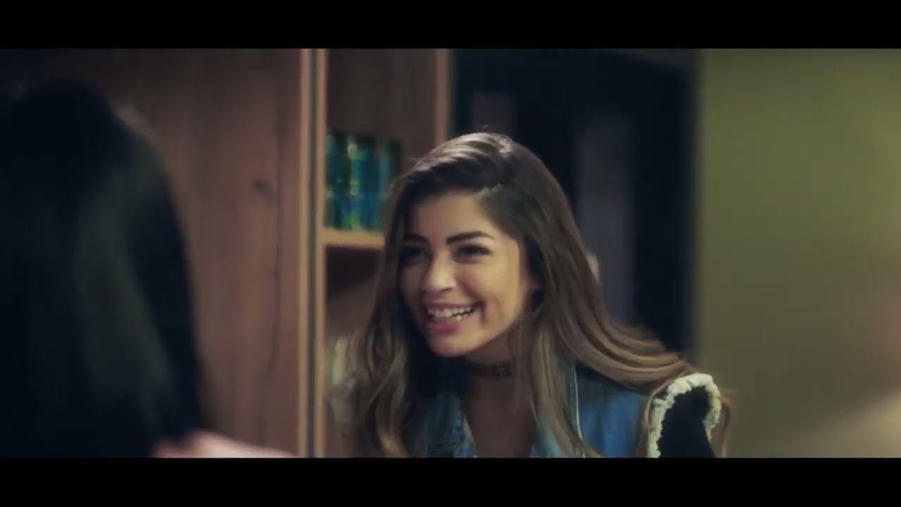 هتمووت من الضحك علي ساره لما حلقت شعر زومبا كله وخليتها قرعه 🤣😂#في_بيتنا_روبوت