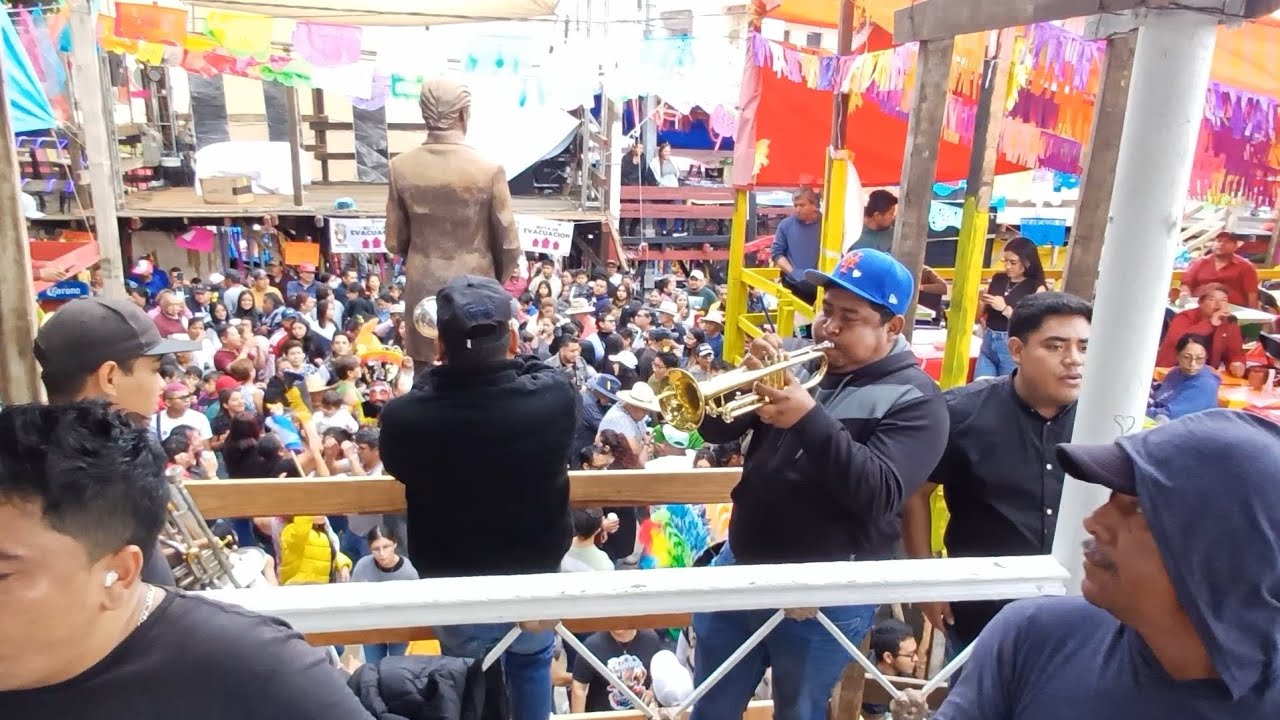 Brinco del chinelo en el carnaval YAUTEPEC MORELOS MÉXICO 🇲🇽2024 sábado 17 febrero muy buen ambient