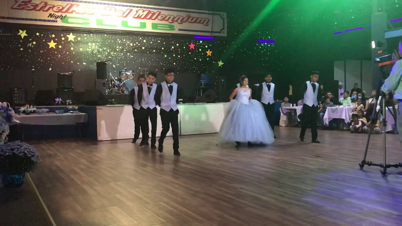 Val’s balada para Adelina Natalie