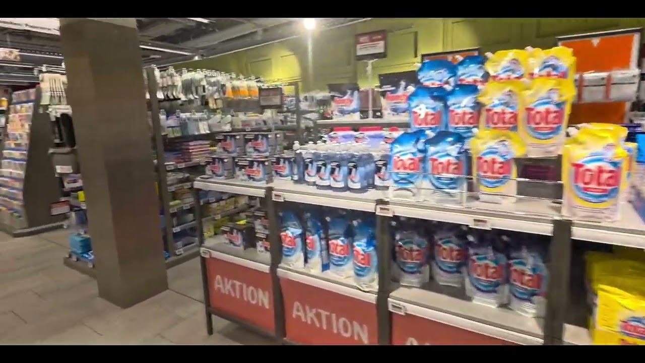 Adegena. Manta.    Routine