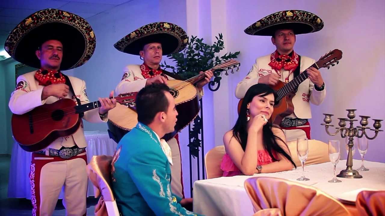 MARIACHIS DE MEDELLIN MARIACHI MEXICOLOMBIA DE NIÑA A MUJER
