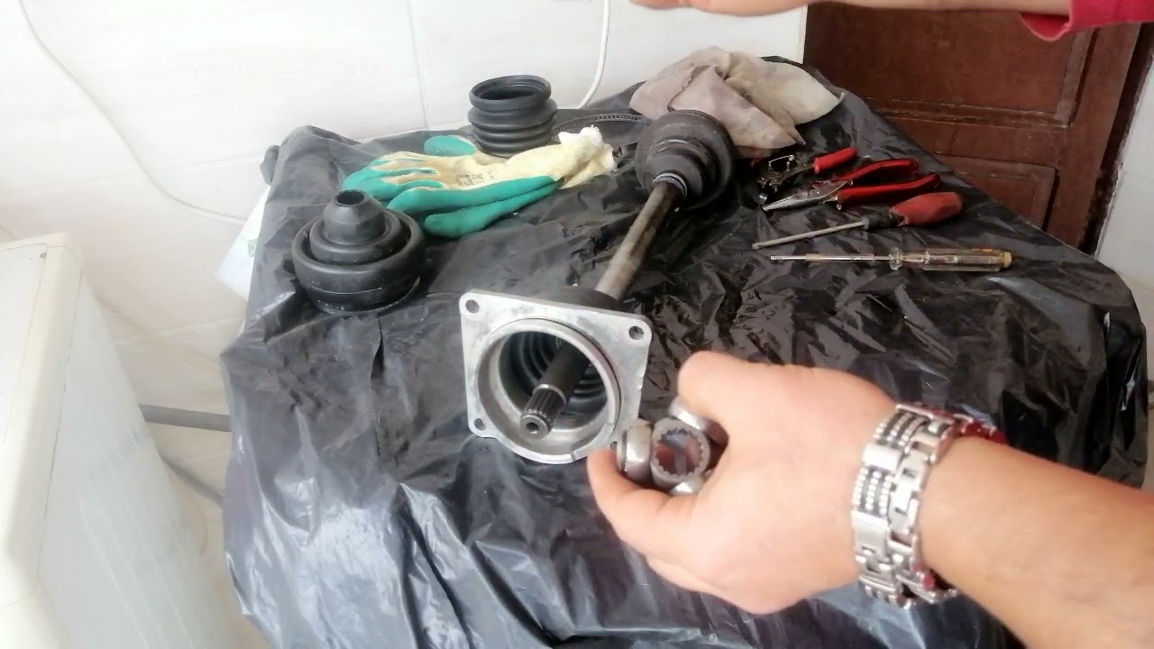 Montaggio delle cuffie dei semiassi con cuscinetto della Fiat Panda 4x4. da MicheleExpert-Cropalati