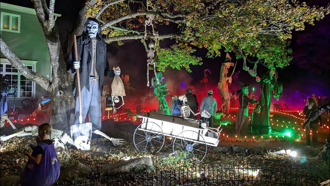2024 Halloween Haunt Walkthrough | Sylvania Manor | AWR Experiences