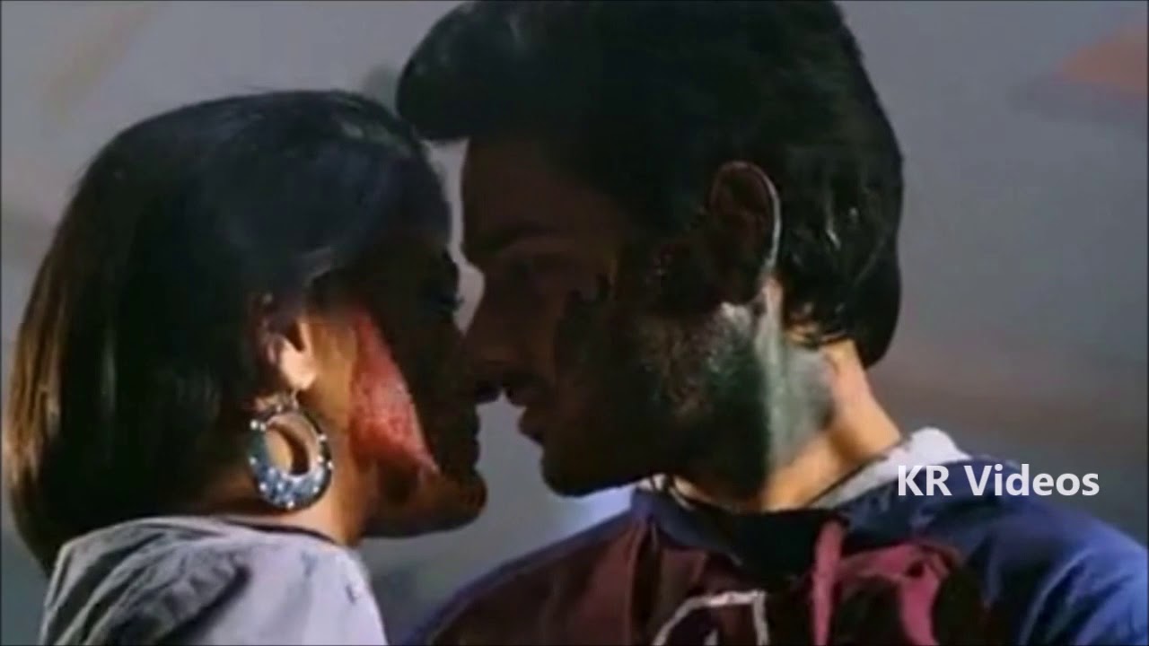 Eesha Rebba Kiss