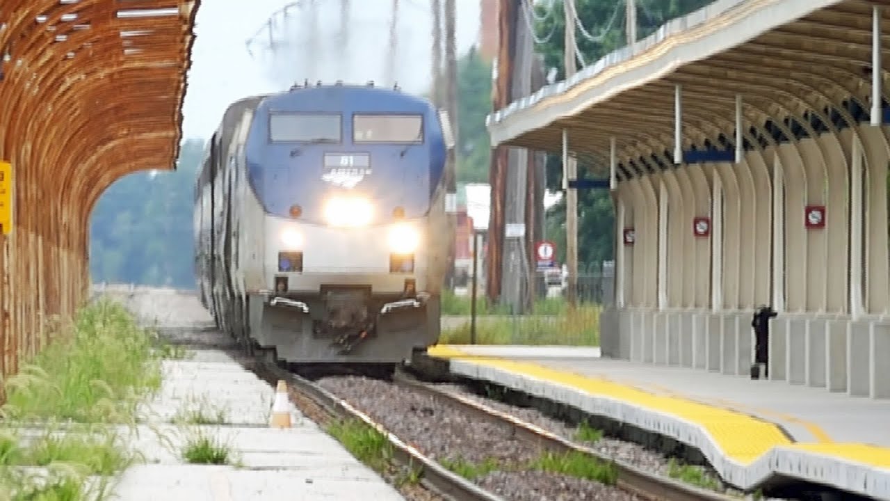 California Zephyr at Ottumwa (IA) 12-07-2025