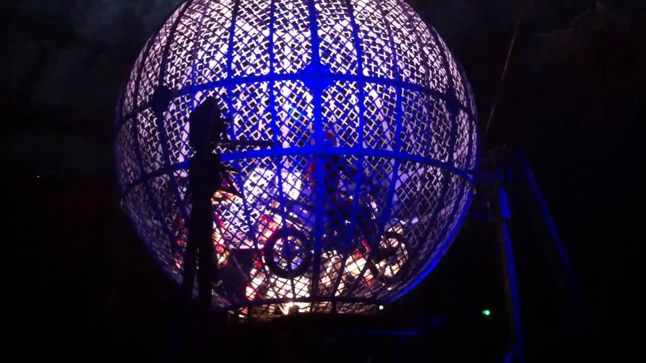 Globe infernal MEDRANO 4 motos en cage