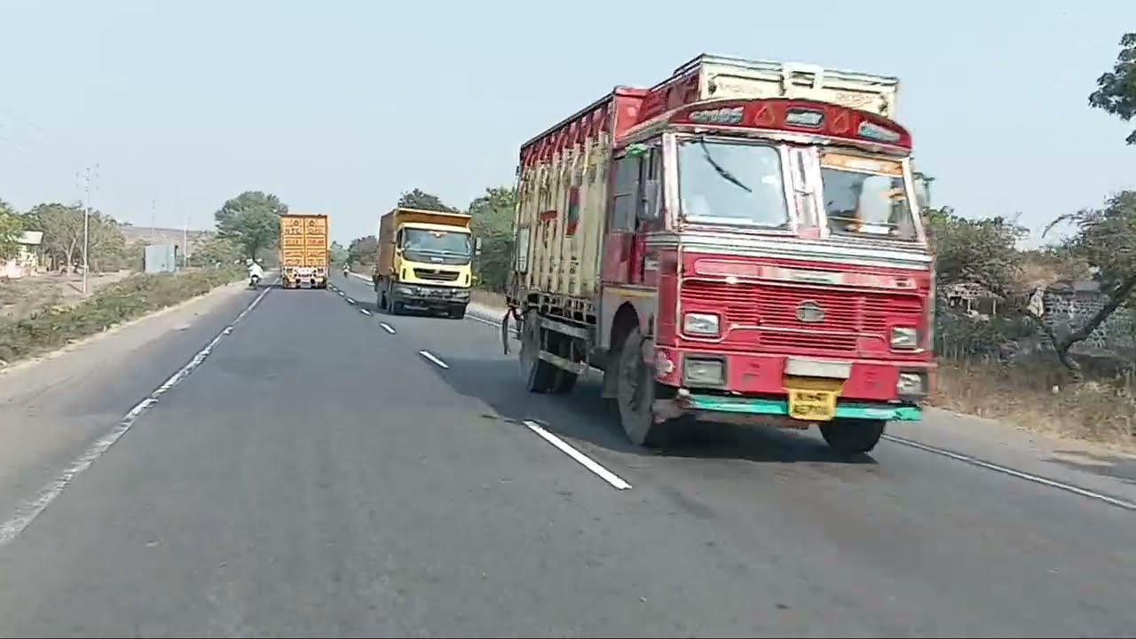 19 January 2026 #trending#roadtrip #truck #highway 
