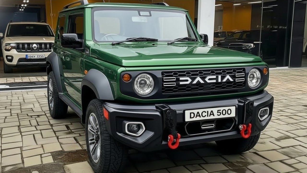 SOLO 13.900€?! 😱 Dacia 500 in colori brillanti vs Fiat Panda – È la VERA Panda Killer? 🇮🇹