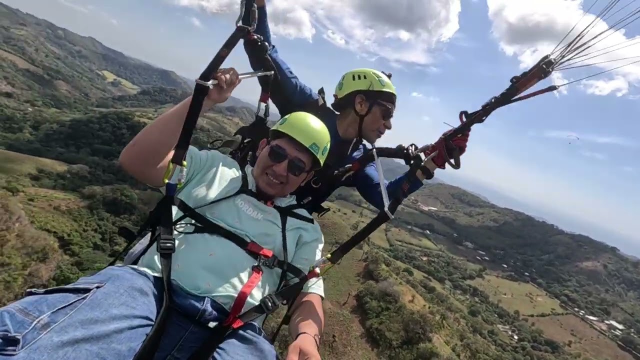 TANDEM, parapente para dos personas. Volando en El Salvador